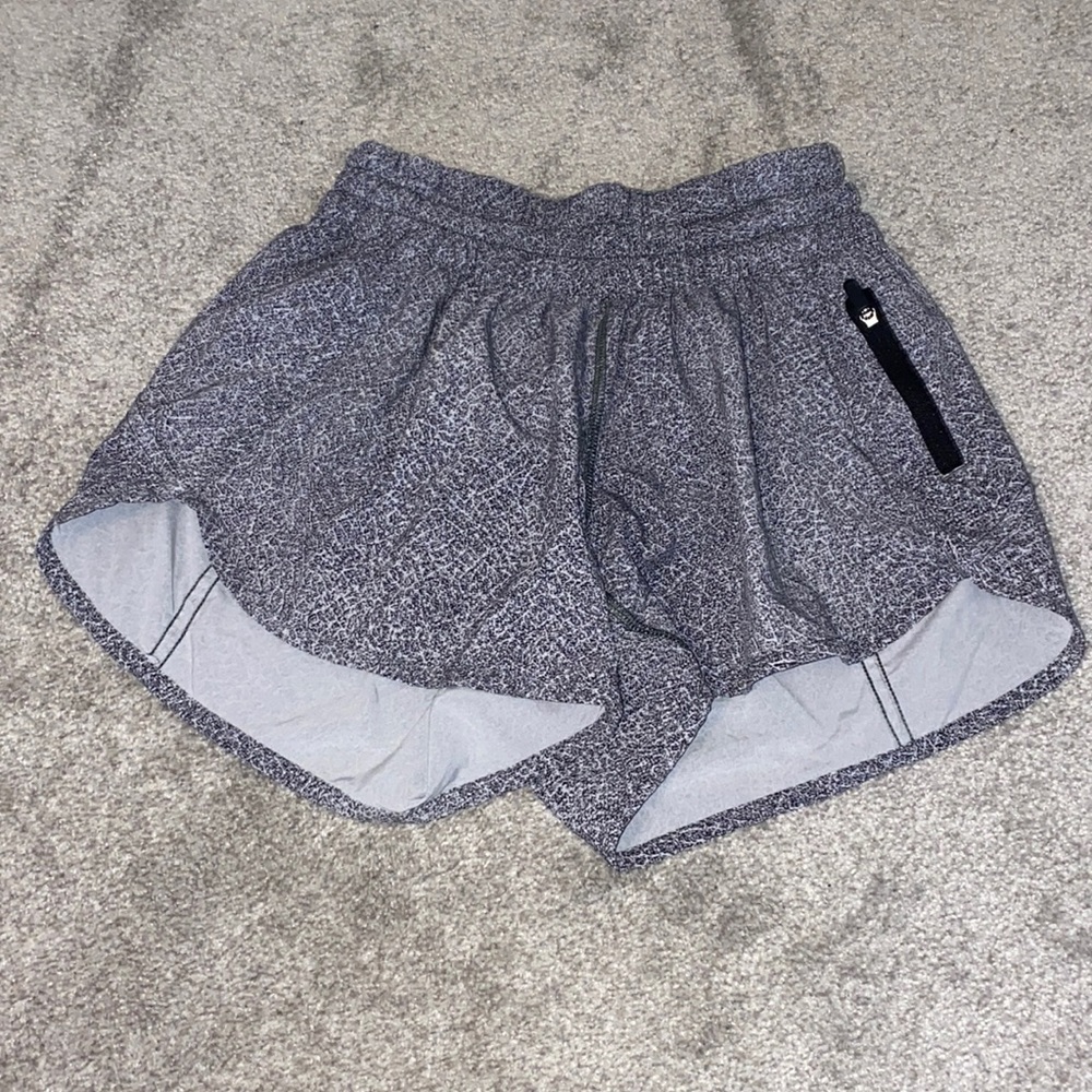 Lululemon low-rise size 4 shorts